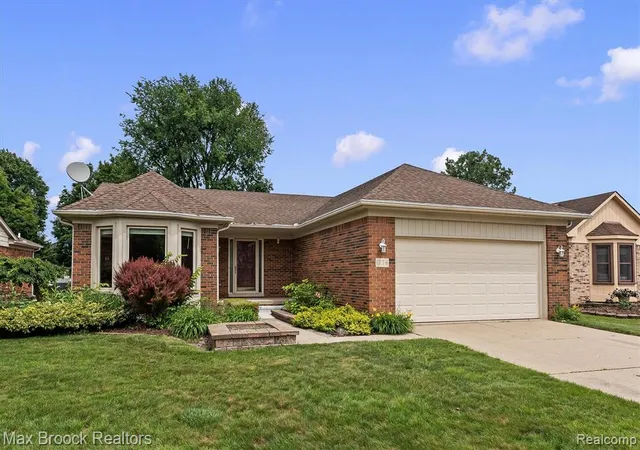 1st image of 1776 Hillman Dr, Troy, MI 48083 | MLS# 61007694