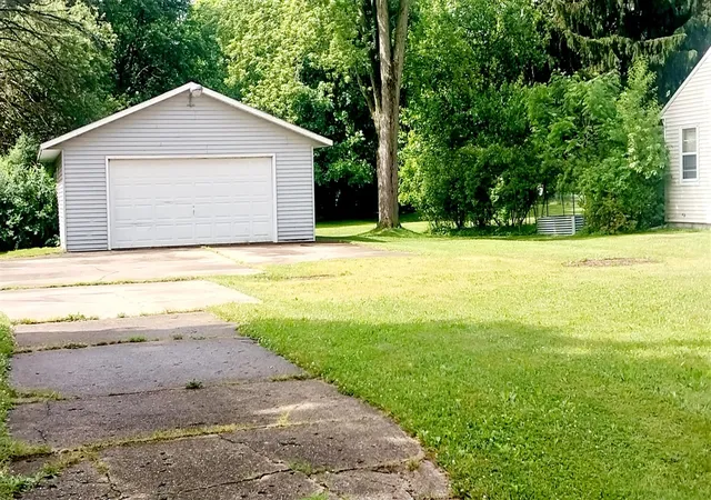 2nd image of 924 Parchmount Ave, Kalamazoo, MI 49004 | MLS# 70537735