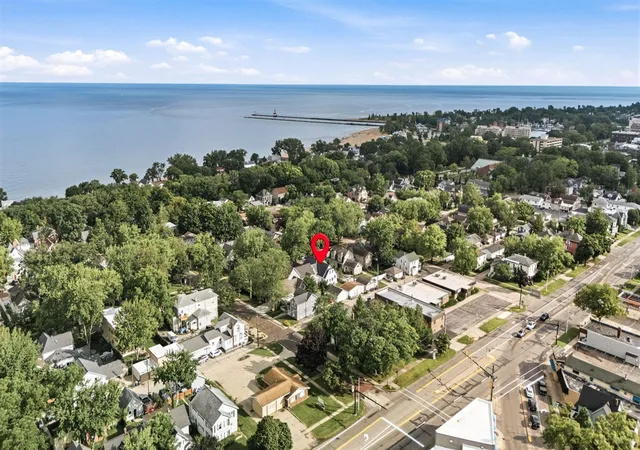 Homes for sale in Saint Joseph, MI | 1013 State St, Saint Joseph, MI 49085 | MLS# 70543437