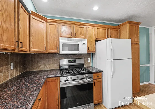 4th image of 2631 Chatham Woods Dr, Grand Rapids, MI 49546 | MLS# 70536722