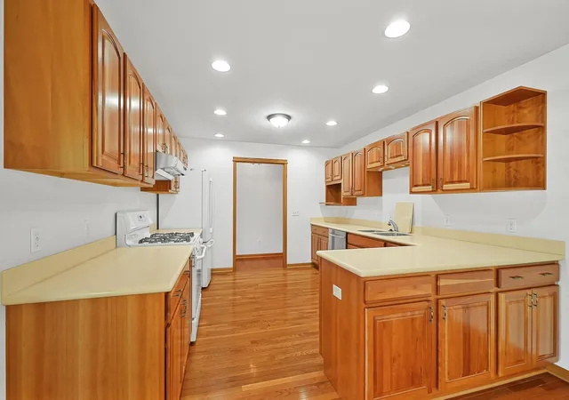 4th image of 118 Davidsen Shores Dr #17, Cadillac, MI 49601 | MLS# 80069290