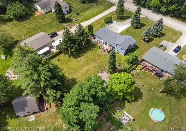 Homes for sale in Linden, MI | 15037 Hogan Rd, Linden, MI 48451 | MLS# 61008515