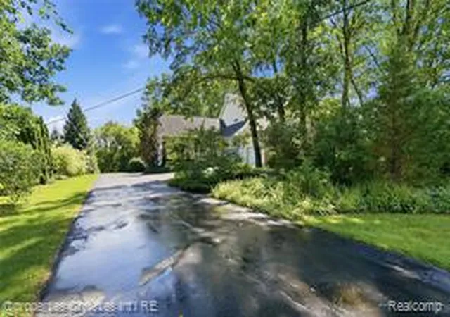 Homes for sale in Howell, MI | 4462 Lily Dr, Howell, MI 48843 8120 | MLS# 61007618