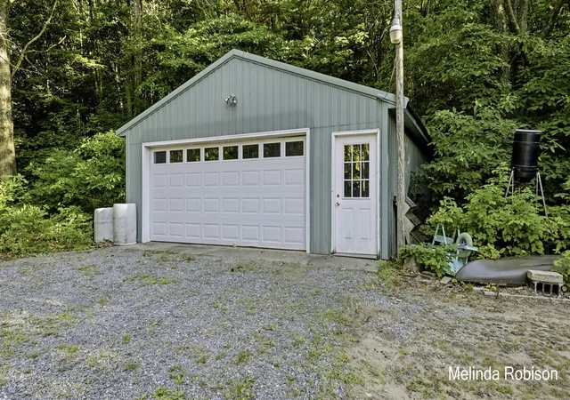 4th image of 5220 E High Tower Lake Rd, Hesperia, MI 49421 | MLS# 70550523