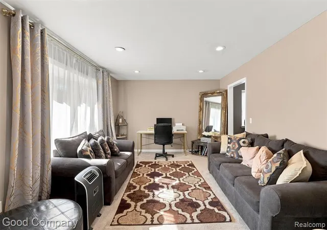 2nd image of 29293 Marshall St, Southfield, MI 48076 5841 | MLS# 61024267