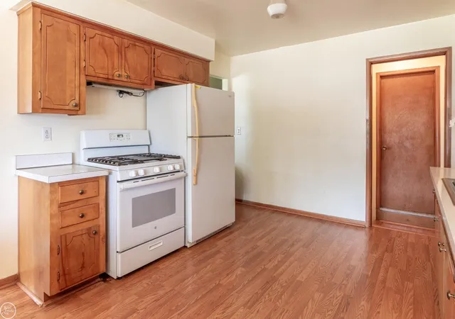 Photo 3 of Sale Pending at 24923 Blackmar Ave, Warren, MI 48091 | MLS# 50219541 | Listing updated on 2026-09-15