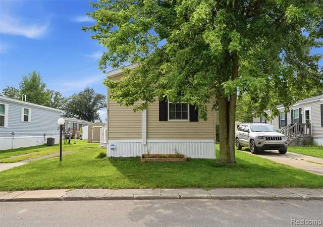 26th image of 5325 Van Orden Rd, Webberville, MI 48892 | MLS# 61023028