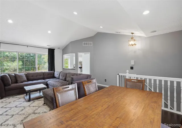Photo 4 of Condo for sale at 734 S Milford Rd, Milford, MI 48381 2798 | MLS# 61024965 | Listing updated on 2026-10-31