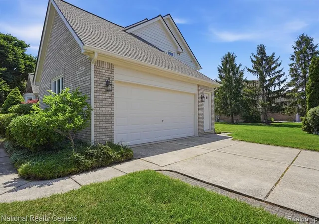 34th image of 6860 Bridgemont Dr, Canton, MI 48187 5266 | MLS# 61008188
