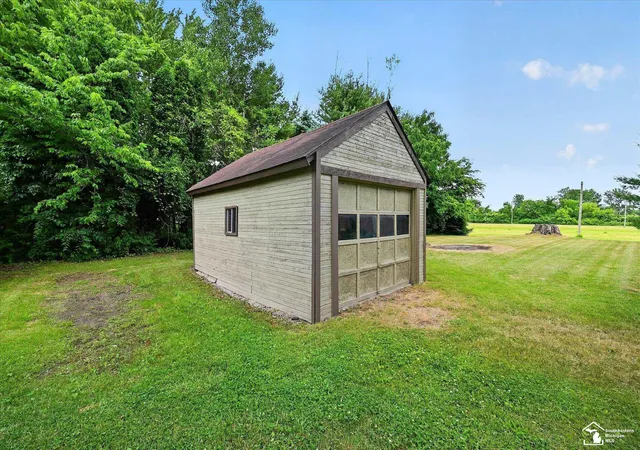 Homes for sale in Dundee, MI | 12472 S Custer Rd, Dundee, MI 48131 | MLS# 50211058