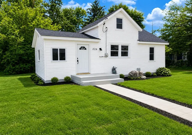 Homes for sale in Cedar Springs, MI | 226 Cedar St, Cedar Springs, MI 49319 | MLS# 70541628