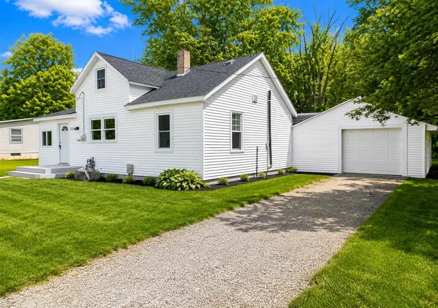 Homes for sale in Cedar Springs, MI | 226 Cedar St, Cedar Springs, MI 49319 | MLS# 70541628