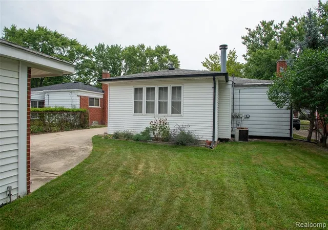 Photo 29 of Single family home for sale at 29505 Milton Ave, Madison Heights, MI 48071 | MLS# 61017694 | Listing updated on 2026-09-02