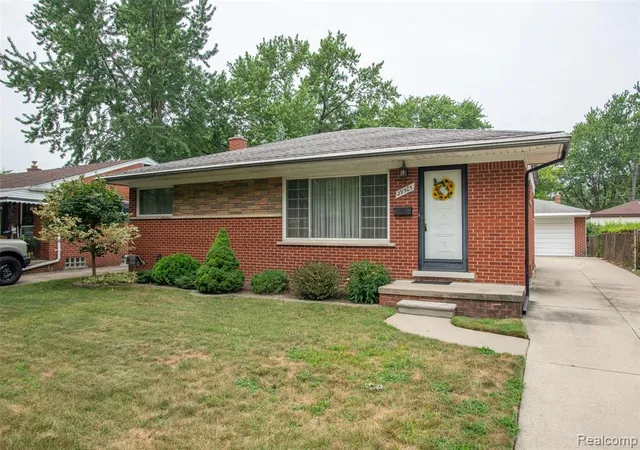 Photo 2 of Single family home for sale at 29505 Milton Ave, Madison Heights, MI 48071 | MLS# 61017694 | Listing updated on 2026-09-02