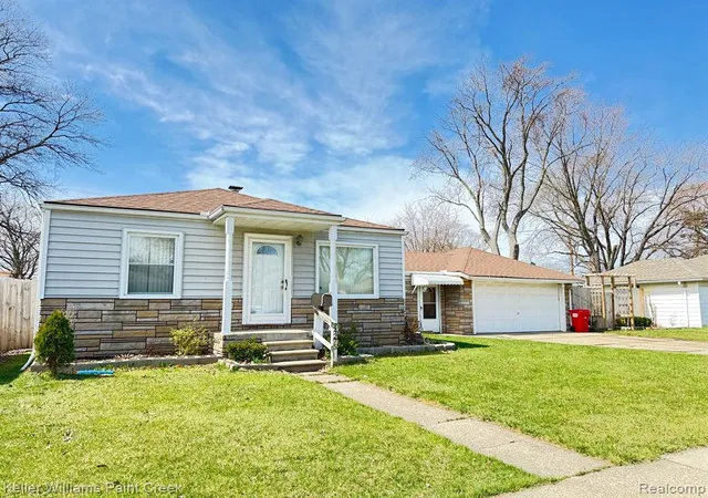 Homes for sale in Eastpointe, MI | 24275 Valley Ave, Eastpointe, MI 48021 | MLS# 60999079