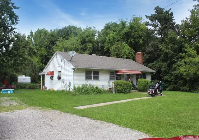 1st image of 35344 Ecorse Rd, Romulus, MI 48174 | MLS# 60930748