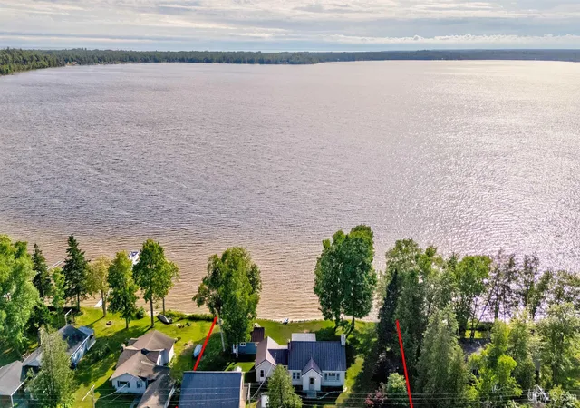 Homes for sale in Gulliver, MI | 881 N East Gulliver Lake Rd, Gulliver, MI 49840 | MLS# 50212847