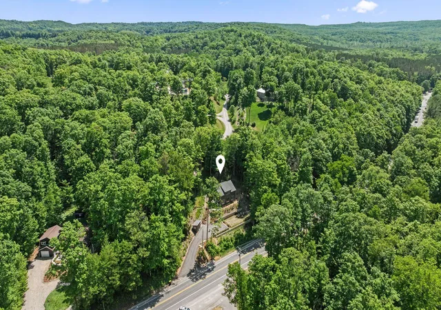 Homes for sale in Maple City, MI | 8867 S Dunns Farm Rd, Maple City, MI 49664 | MLS# 80069596