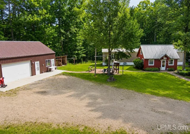 Photo 2 of Single family home for sale at W6150 Steffen Ln, Pembine T Wi, WI 54156 | MLS# 50214576 | Listing updated on 2026-08-15