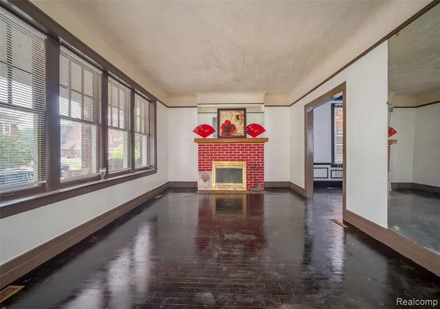 Photo 1 of Sale Pending at 3970 Helen St, Detroit, MI 48207 1945 | MLS# 61013120 | Listing updated on 2026-10-16