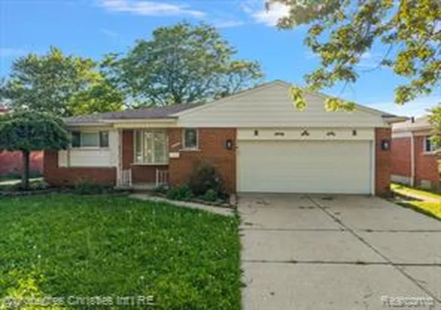 Homes for sale in Warren, MI | 27059 Shackett Ave, Warren, MI 48093 | MLS# 61009788