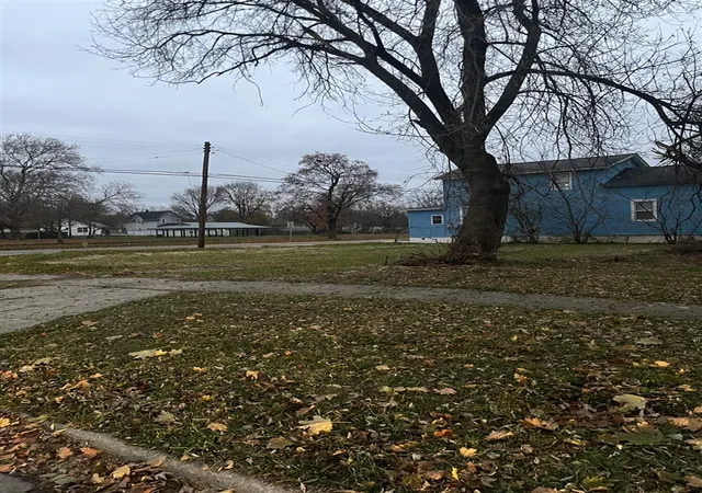1st image of 130 W Frank St, Kalamazoo, MI 49007 | MLS# 70540200