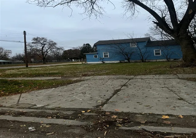 2nd image of 130 W Frank St, Kalamazoo, MI 49007 | MLS# 70540200