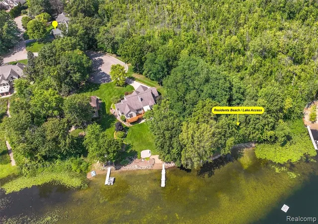 Photo 38 of Sale Pending at 2050 Shire Ct, Commerce Twp, MI 48382 1786 | MLS# 61023301 | Listing updated on 2026-09-06
