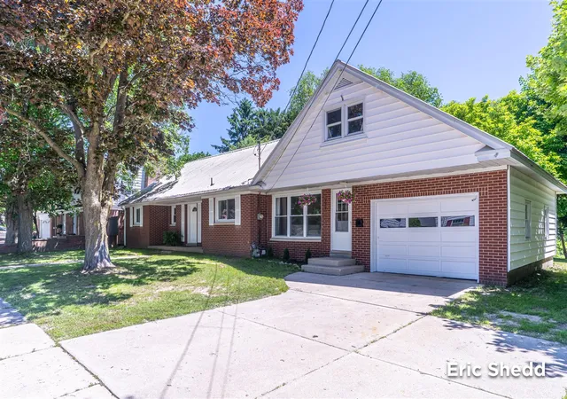 4th image of 222 East Ave, Fremont, MI 49412 | MLS# 70538763