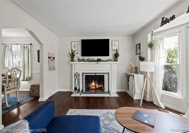 Photo 2 of Sale Pending at 23844 Cherry Hl St, Dearborn, MI 48124 | MLS# 61008624 | Listing updated on 2026-08-23
