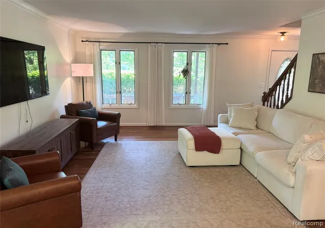 Photo 5 of Single Family Residence at 950 Fuller Ln, White Lake, MI 48386 | MLS# 60996682 | | Sold on 2026-06-26