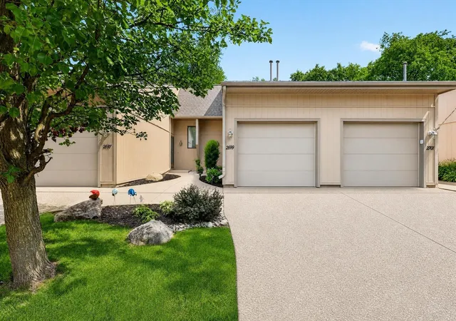 Condo for sale at 2699 Limestone Ln, Grand Rapids, MI 49525 | MLS# 70551213