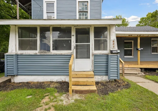 Homes for sale in Greenville, MI | 120 E Montcalm St, Greenville, MI 48838 | MLS# 70513569