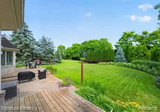 Homes for sale in Davisburg, MI | 9880 Boulder Ct, Davisburg, MI 48350 | MLS# 61009187