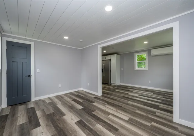 Photo 3 of Single family home for sale at 411 Paw Ave, Watervliet, MI 49098 | MLS# 70549749 | Listing updated on 2026-09-02