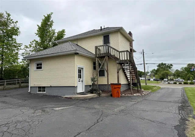 5th image of 205 N W Ave, Jackson, MI 49201 | MLS# 70532316