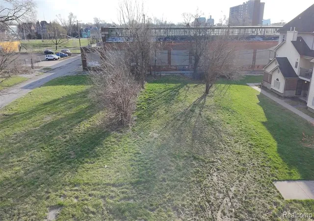 Photo 2 of Land for sale at 3930 Wabash St, Detroit, MI 48208 | MLS# 60979903 | Listing updated on 2026-07-07