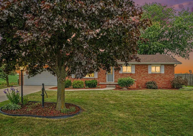 Photo 1 of Single family home for sale at 860 N Knight Rd, Bay City, MI 48708 | MLS# 50217949 | Listing updated on 2026-09-12