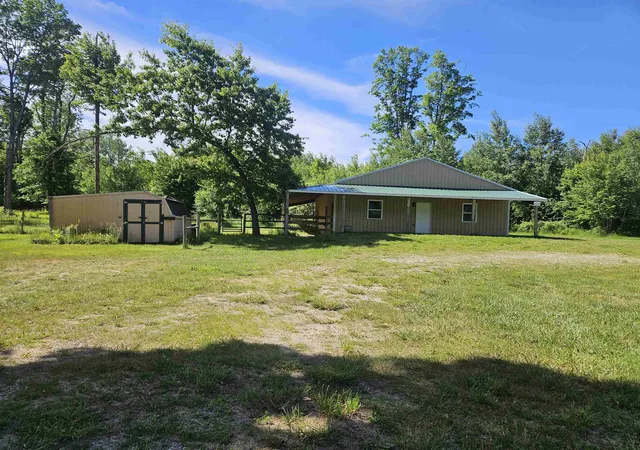2nd image of 6221 W Clarence Rd, Harrison, MI 48625 | MLS# 50211642