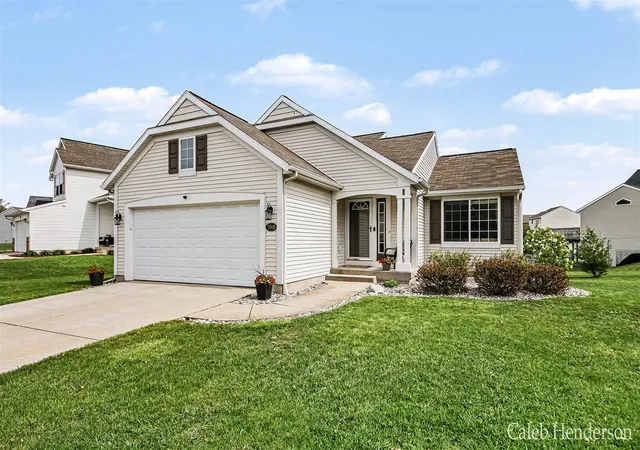 1st image of 5918 Eaglechase Dr, Grand Rapids, MI 49512 | MLS# 70528664