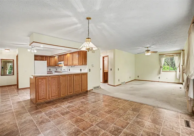Homes for sale in Kalamazoo, MI | 4772 Weston Ave, Kalamazoo, MI 49006 | MLS# 70530633