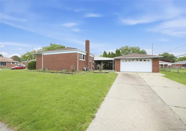 Homes for sale in Warren, MI | 29108 Dover Ave, Warren, MI 48088 | MLS# 60995855