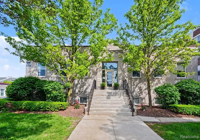Photo 1 of Condominium at 98 Northbound Gratiot Ave #12, Mount Clemens, MI 48043 | MLS# 60996799 |  | Sold on 2026-07-07