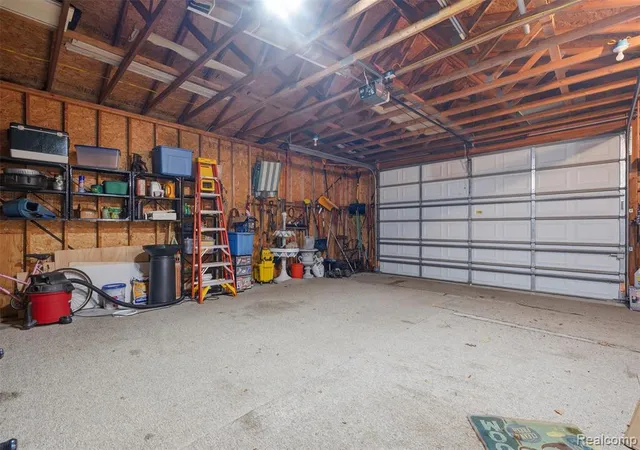 Homes for sale in Livonia, MI | 9210 Newburgh Rd, Livonia, MI 48150 | MLS# 61006923
