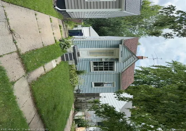 Homes for sale in Lincoln Park, MI | 1774 Detroit Ave, Lincoln Park, MI 48146 | MLS# 61007851