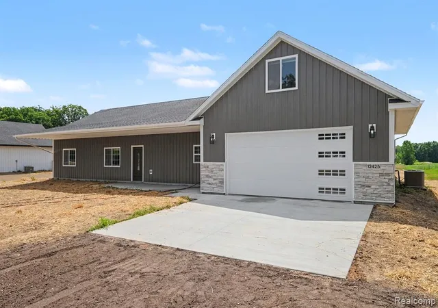 Photo 3 of Single family home for sale at 12425 Old Miller Rd, Lennon, MI 48449 | MLS# 61015543 | Listing updated on 2026-08-24