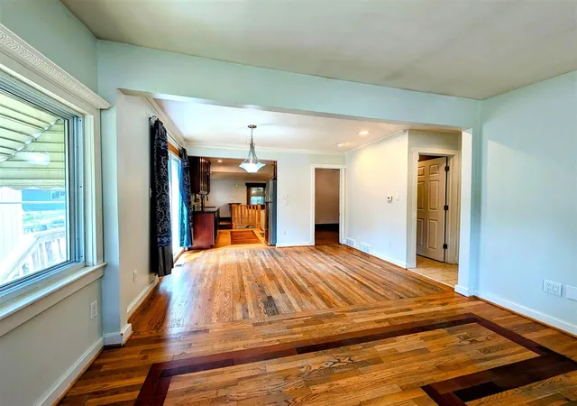 5th image of 3918 Mapleleaf Rd, Waterford, MI 48328 | MLS# 70553442