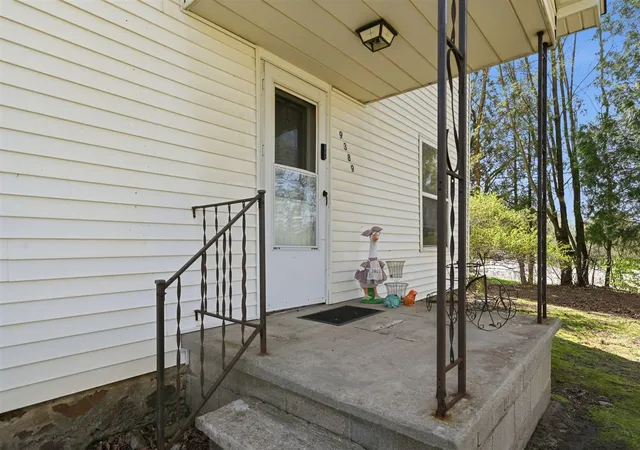 Homes for sale in Fostoria, MI | 9389 Foster St, Fostoria, MI 48435 | MLS# 70512821