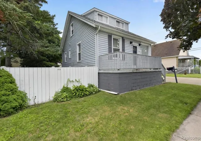 Homes for sale in Wyandotte, MI | 1871 7th St, Wyandotte, MI 48192 | MLS# 61004094