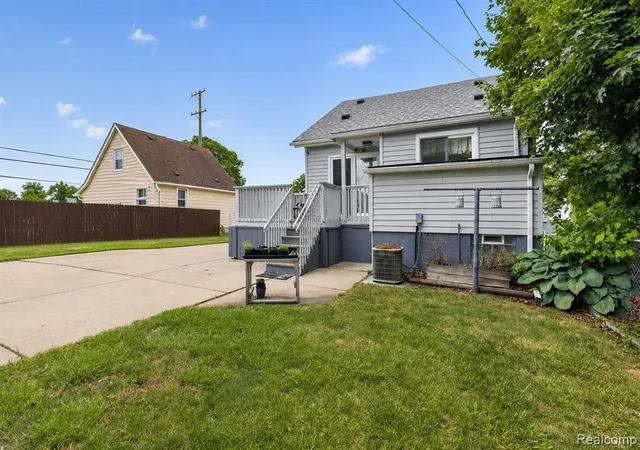 Homes for sale in Wyandotte, MI | 1871 7th St, Wyandotte, MI 48192 | MLS# 61004094